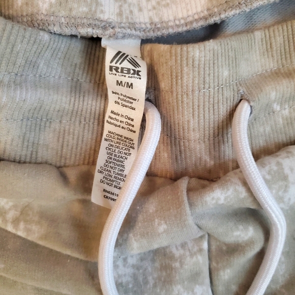 Hoodie and Sweatpants Set - Picture 6 of 6